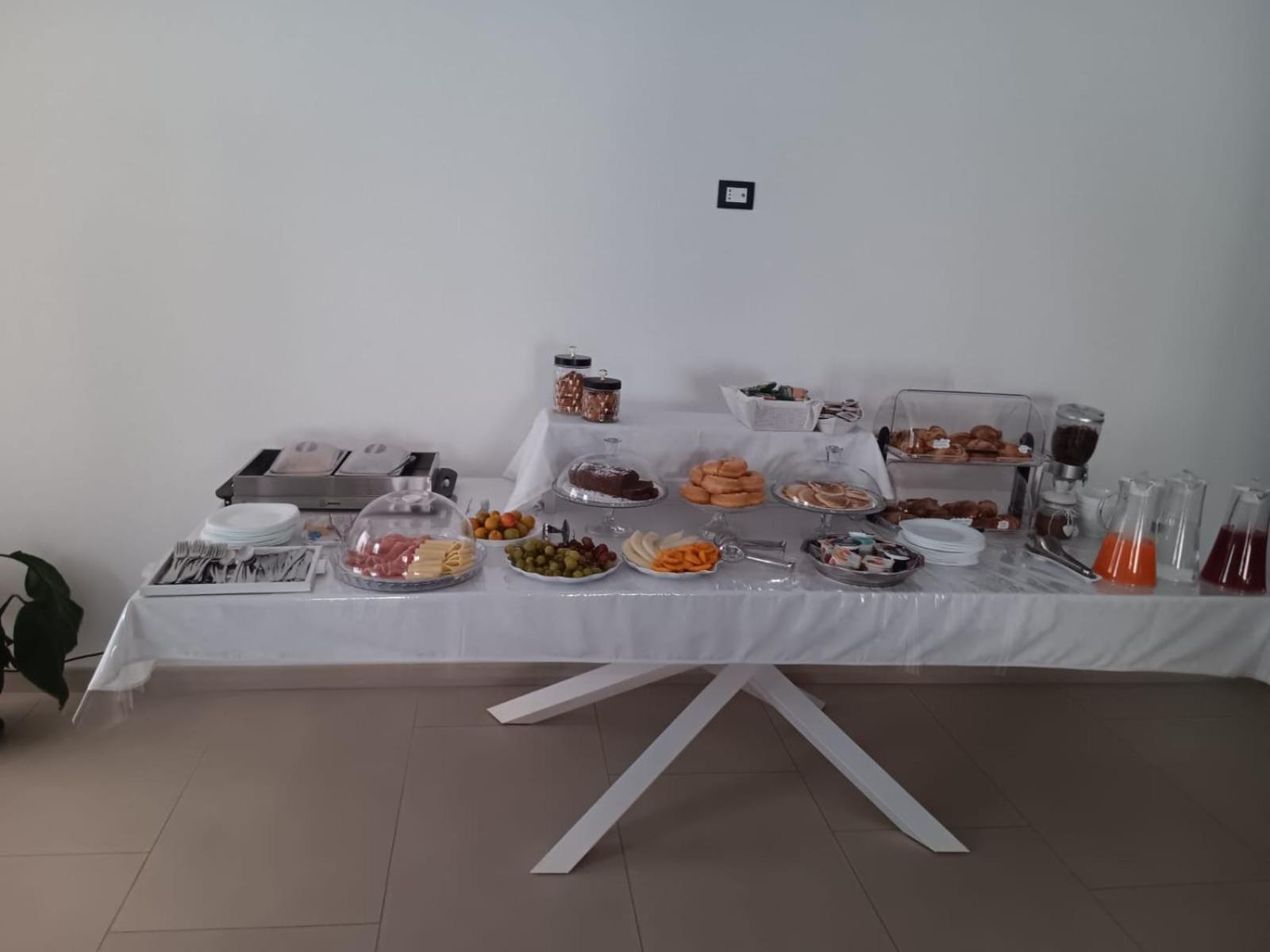La Perla Amantea - Rooms & Apartaments מראה חיצוני תמונה