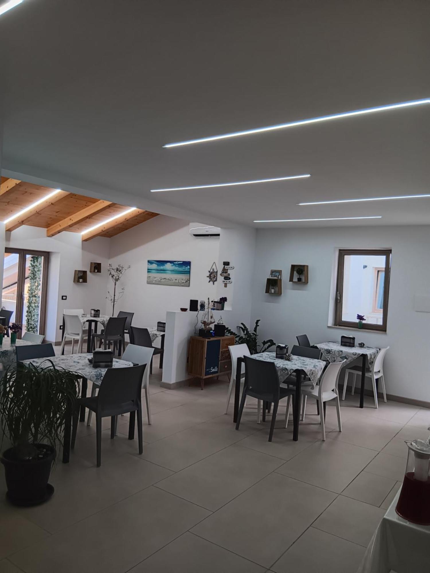 La Perla Amantea - Rooms & Apartaments מראה חיצוני תמונה