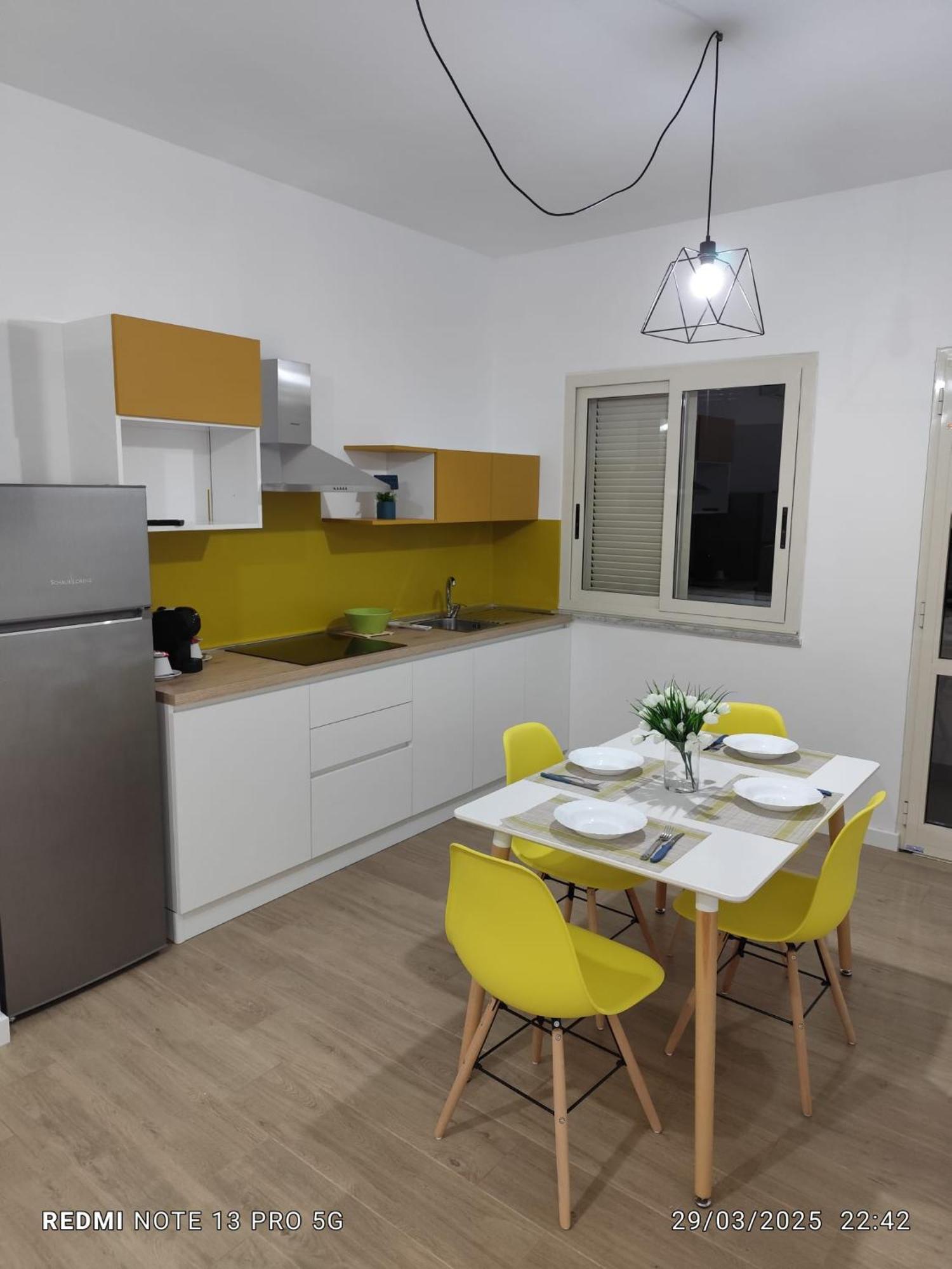 La Perla Amantea - Rooms & Apartaments מראה חיצוני תמונה